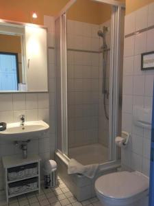 Vannituba majutusasutuses Ferienwohnung Meeresblick "Rerik" +6 fotot