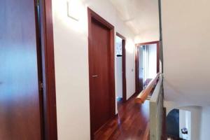 Fotografia z galérie ubytovania Townhouse with communal pool ideal for families v destinácii Cubelles