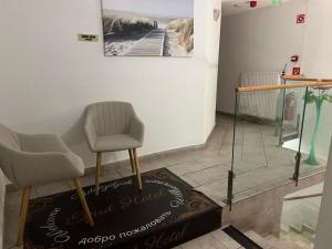 Posedenie v ubytovaní Esprit Hotel