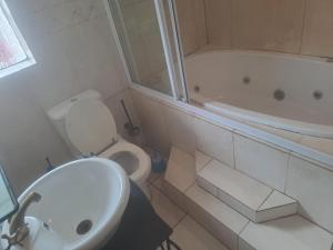 Koupelna v ubytování Matte guest house in Secunda