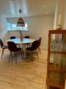 Gambar di galeri bagi Skøn lejlighed med egen terrasse og have tæt på centrum i Skagen di Skagen