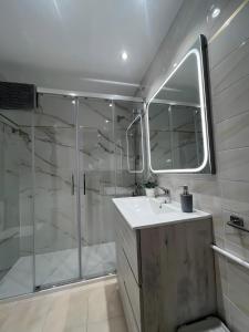 Ένα μπάνιο στο Apartamento Ct