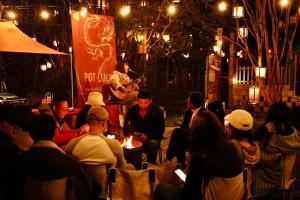 Επισκέπτες που μένουν στο Nuannuan Mobile Youth Hostel 暖暖汽车青旅