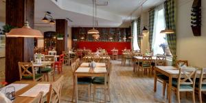 Εστιατόριο ή άλλο μέρος για φαγητό στο Leśny Dwór Karpacz Piekarnia Mio Padre Restauracja Mamma Mia