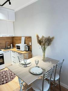 Köök või kööginurk majutusasutuses ЖК Найзатас 2 комнатная +5 fotot