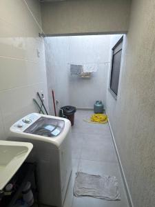 Imagem da galeria de Lindo apartamento 3 quartos sendo 1 suíte em Porto Alegre