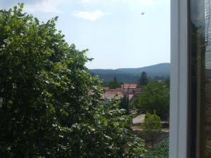 Nespecifikovaný výhled na hory nebo výhled na hory při pohledu z bed and breakfast