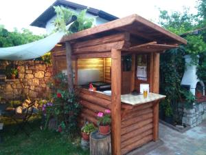 Zahrada ubytování Osterija Na Planinci