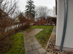 Κήπος έξω από το Fewo Gartenblick +5 φωτογραφίες