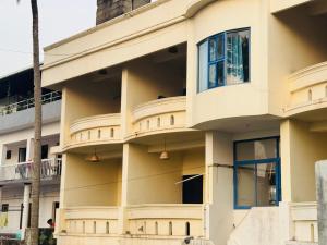 Μπαλκόνι ή βεράντα στο beach view balcony resort by hello varkala