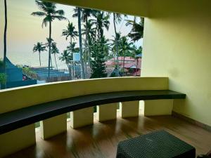 Φωτογραφία από το άλμπουμ του beach view balcony resort by hello varkala σε Varkala