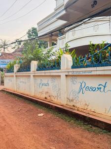 Φωτογραφία από το άλμπουμ του beach view balcony resort by hello varkala σε Varkala