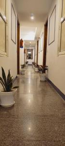 古尔冈Hotel Mavens House Artemis Hospital Road的相册照片