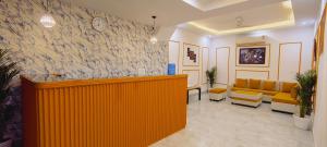 Hotel Mavens House Artemis Hospital Road的休息区