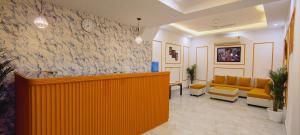 Hotel Mavens House Artemis Hospital Road的休息区