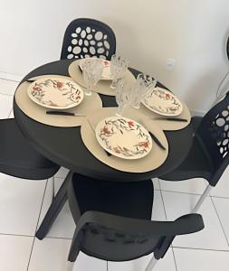 Φωτογραφία από το άλμπουμ του Próx. ao shopping, para 10 pessoas, ar condicionado e garagem APT B σε Petrolina