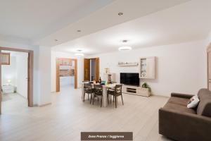 Μια τηλεόραση ή/και κέντρο ψυχαγωγίας στο Manuela Apartment - Salento Selection