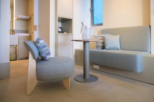 Predel za sedenje v nastanitvi Art Hotel Curacao - Adults Only