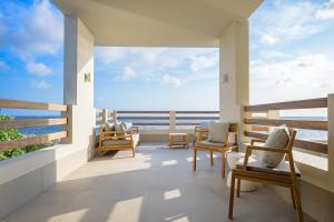 Balkón nebo terasa v ubytování Art Hotel Curacao - Adults Only
