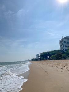 Billede fra billedgalleriet på Seaview & Mountainview Private Condo Room, Cha-am i Cha Am