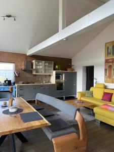 Η κουζίνα ή μικρή κουζίνα στο Ferienhaus Maar