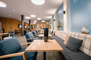 Zona de estar de Solbadhotel Sigriswil