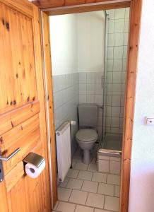 Ένα μπάνιο στο Appartementhaus Schlagstein App1
