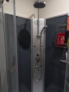 Koupelna v ubytování chambre 2 personnes Pinet
