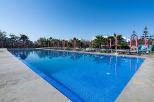 Bazén v ubytování Résidence Luxe avec Plage Privée nebo v jeho okolí