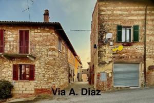 Imagen de la galería de Corte Arancio your home in the heart of Monferrato, en Cella Monte