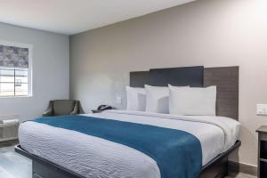 Postel nebo postele na pokoji v ubytování Motel 6-Brenham, TX + 28 fotografií