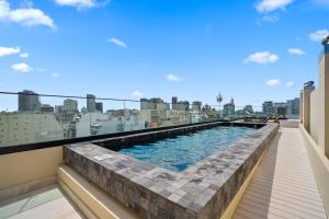 Bazén v ubytování Vilon Recoleta Hotel nebo v jeho okolí
