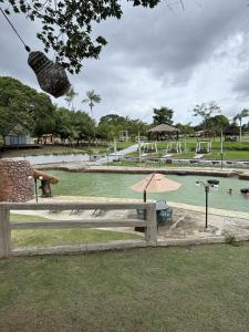 Bazén v ubytování Hotel Fazenda 3RJ nebo v jeho okolí