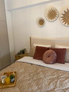 Posteľ alebo postele v izbe v ubytovaní New Modern 2BD aprt with shared rooftop pool B2
