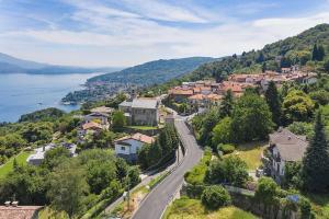 Fotografie z fotogalerie ubytování Private home & great lakeview! - Villa Due Riviere v destinaci Someraro