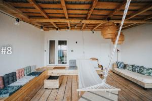 Гостиная зона в The Pines Boutique Villa - Vama Veche