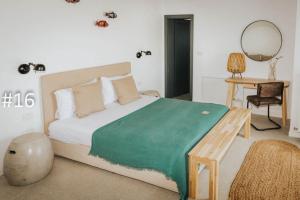 Кровать или кровати в номере The Pines Boutique Villa - Vama Veche