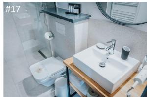 Ванная комната в The Pines Boutique Villa - Vama Veche