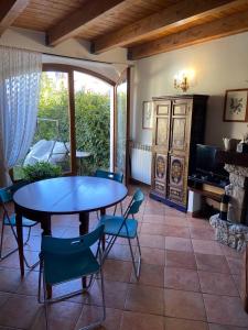TV a/nebo společenská místnost v ubytování Casa Celeste + 7 fotografií