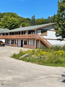 Bygningen som feriehuset ligger i