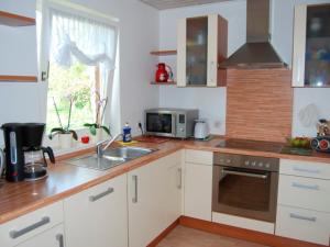 Η κουζίνα ή μικρή κουζίνα στο Ferienhaus Steen