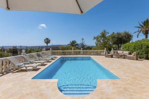 Πισίνα στο ή κοντά στο Casa Ladera
