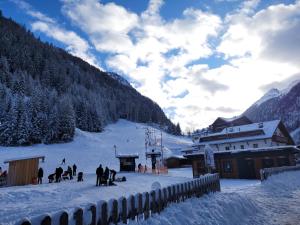 Haus Gfall durante l'inverno