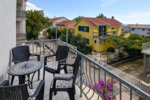 Balkón nebo terasa v ubytování Apartments Vida with garden: