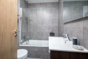 Koupelna v ubytování BeGuest Bright Inn Lisbon Apartment