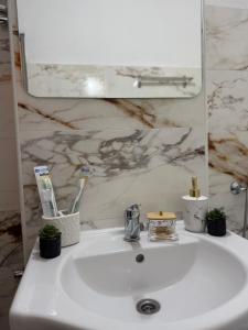 Φωτογραφία από το άλμπουμ του Craiova Central La Boheme στην Κραϊόβα