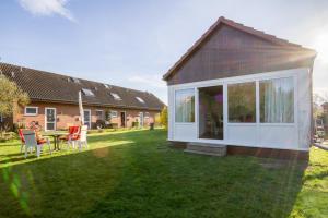 Κήπος έξω από το Kleines Sommerhaus Schröder - Im Winkel 1b