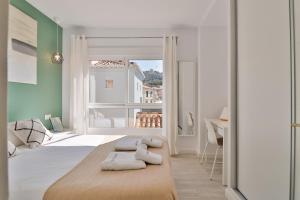 Posteľ alebo postele v izbe v ubytovaní C89 - Penthouse with private Terrace