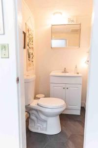 Un baño de The Wayward Inn