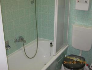 Ένα μπάνιο στο Fewo 91 WHG A 14 in Burhave